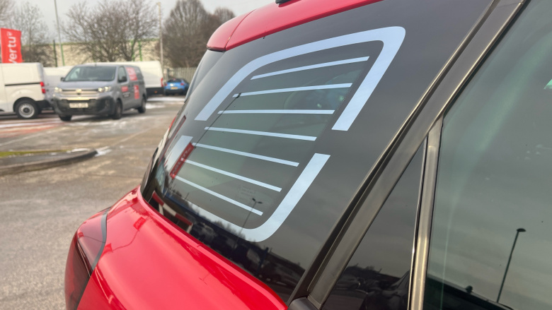 Citroen C3 Aircross 1.2 PureTech 110 Shine 5dr Petrol Hatchback